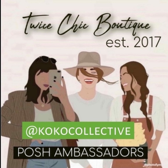 Meet your Poshers🤍Mom & 2 Sisters🤍 #psh4chemo #pancreaticcancer #blood cancer💪🏽 - Picture 5 of 6